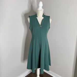 Calvin Klein Fit and Flare Sleeveless Dress Size 10 Zip Front A Line Fit
